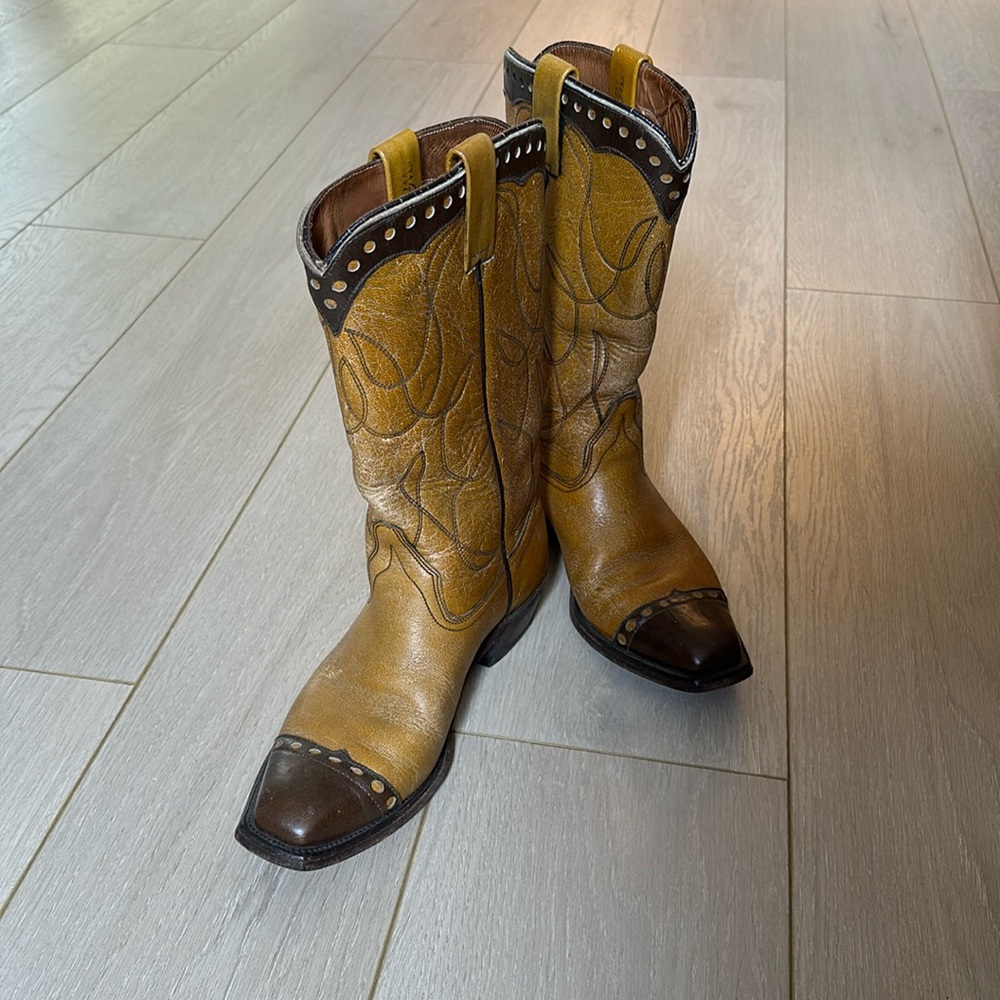 Vintage Wranglers Cowboy Boots!